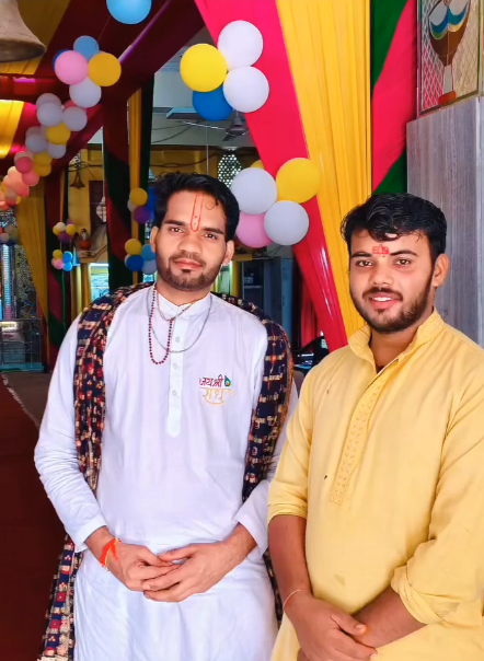 Pandit Ji with Devotees